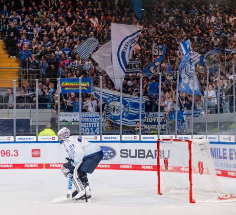 Jonas Stettmer goalie, ERC Ingolstadt Panther, 1 in front of Ingolstadt fan block EHC Red Bull Muenchen vs ERC Ingolstadt, ice hockey, DEL, playoffs, final game 5, season 2022 2023, 23 04 2023 EHC Red Bull Muenchen vs ERC Ingolstadt, ice hockey, DEL, playoffs, final game 5, season 2022 2023, 23 04 2023 Muenchen Copyright: xEibner-Pressefoto HeikexFeinerx EP_HFR