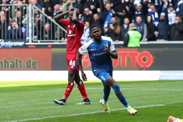 Goal celebration scorer Moritz Broni Kwarteng 1 FC Magdeburg,8 hits to 1 0 2 Football Bundesliga season 2022 2023 1 FC Magdeburg vs Hamburger SV in the MDCC Arena in Magdeburg action,soccer,man,men,Germany,29 04 2023