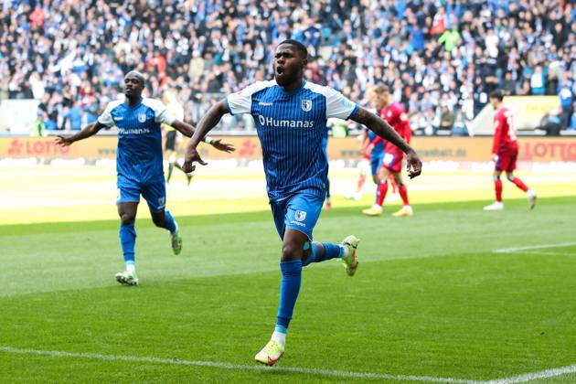 Goal celebration scorer Moritz Broni Kwarteng 1 FC Magdeburg,8 hits to 1 0 2 Football Bundesliga season 2022 2023 1 FC Magdeburg vs Hamburger SV in the MDCC Arena in Magdeburg action,soccer,man,men,Germany,29 04 2023
