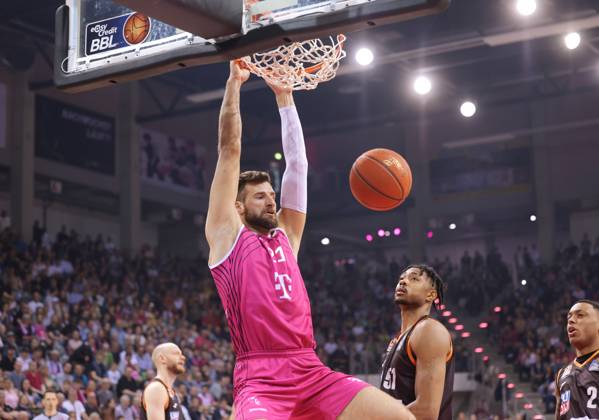 Leon Kratzer Telekom Baskets Bonn vs ratiopharm ulm Photo Jörn Wolter