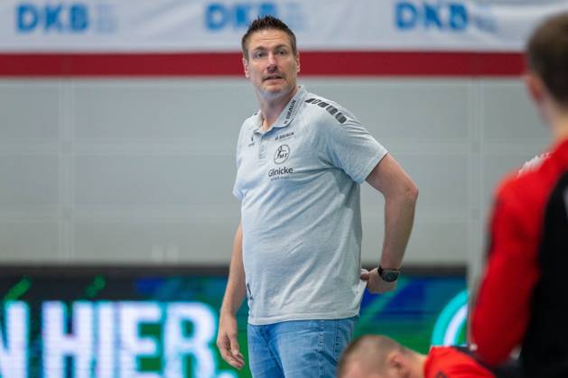 Carsten Lichtlein MT Melsungen, goalkeeper coach GER, GWD Minden vs MT Melsungen, handball, 1 Bundesliga, 30 Spieltag, Spielzeit 2022 2023, 14 05 2023 GER, GWD Minden vs MT Melsungen, handball, 1 Bundesliga, 30 Spieltag, Spielzeit 2022 2023, 14 05 2023 Luebbecke Copyright: xEibner-Pressefotox xJanxStrohdiekx EP_EER