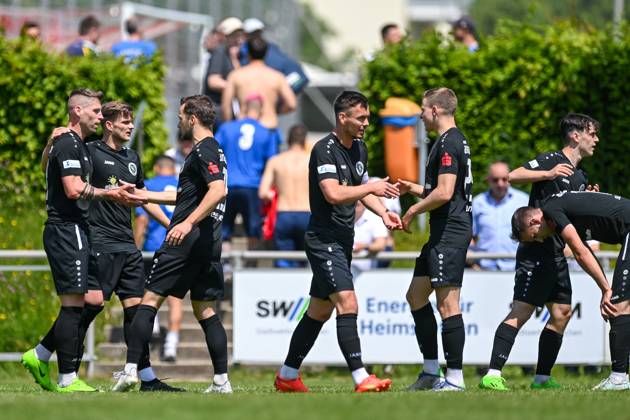 Ansbach players celebrating the goal, celebration, goal, celebration, celebrating the goal to 0 2 by Bastian Herzner Ansbach, 23 1 v li , optimistic, action, action, 27 05 2023, Heimstetten Germany , Football, Regionalliga Bayern, SV Heimstetten SpVgg Ansbach xslx