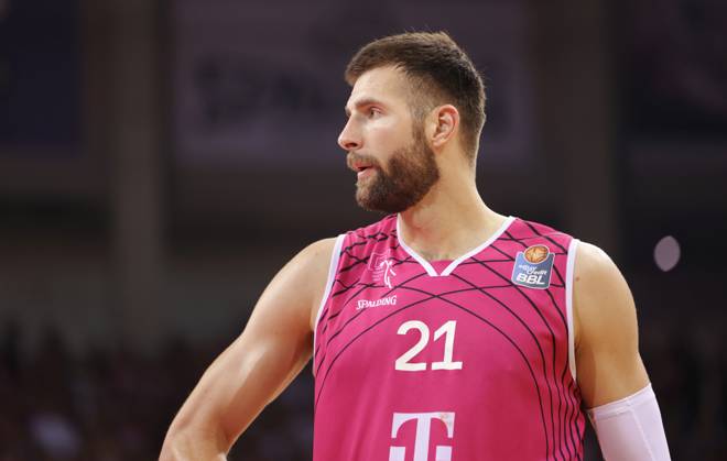 Leon Kratzer Telekom Baskets Bonn vs MHP RIESEN Ludwigsburg , Playoffs Semifinals Game 1