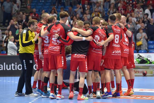 Cheering, joy after the victory Nebojsa Simic goalkeeper MT Melsungen 16 L , GER, MT Melsungen Frisch Auf Goeppingen, Handball, 1 Bundesliga Maenner, 01 06 2023, GER, MT Melsungen Frisch Auf Goeppingen, Handball, 1 Bundesliga Maenner, 01 06 2023 Kassel Copyright: xEibner-Pressefotox-xRolandxSippelx EP_RSL