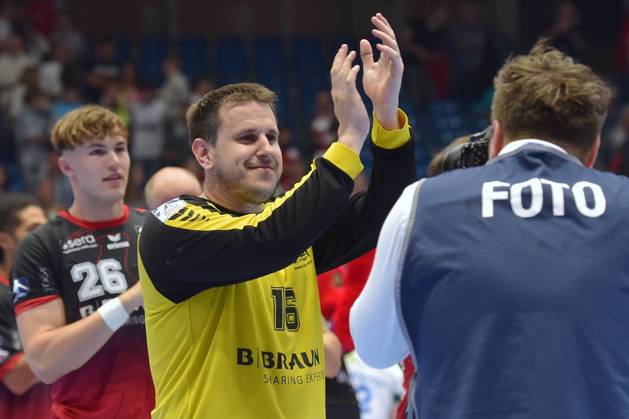 Cheering, joy after the victory Nebojsa Simic goalkeeper MT Melsungen 16 M , Tom Wolf MT Melsungen 26 , GER, MT Melsungen Frisch Auf Goeppingen, handball, 1 Bundesliga men, 01 06 2023, GER, MT Melsungen Frisch Auf Goeppingen, handball, 1 Bundesliga men, 01 06 2023 Kassel Copyright: xEibner-Pressefotox-xRolandxSippelx EP_RSL