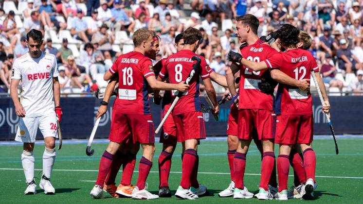 Players from Mannheimer HC MHC , jubilate about the goal to 1 1, jubilation, goal celebration, celebrate the goal, goal, celebration, jubilation about the goal, optimistic, game scene, highlight, action, 04 06 2023, Mannheim Germany , Hockey, German Championship, Final, Men, Mannheimer HC Rot Weiss Köln xozx