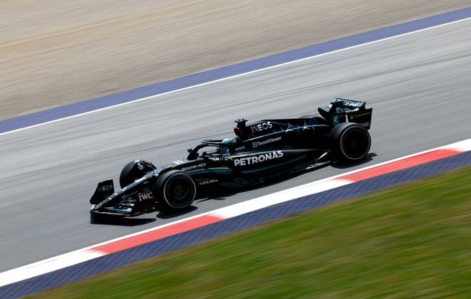 63 RUSSELL George (gbr), Mercedes AMG F1 Team W14, action during the 2023 Formula 1 Rolex Grosser Preis von Osterreich, 2023 Austrian Grand Prix, 9th round of the 2023 Formula One World Championship, WM, Weltmeisterschaft from June 30 to July 2, 2023 on the Red Bull Ring, in Spielberg, Austria Copyright: xDppi DPPI IPAxSportx xipa-agencyx xIPAxSportx 0 IPA_IPA38983915