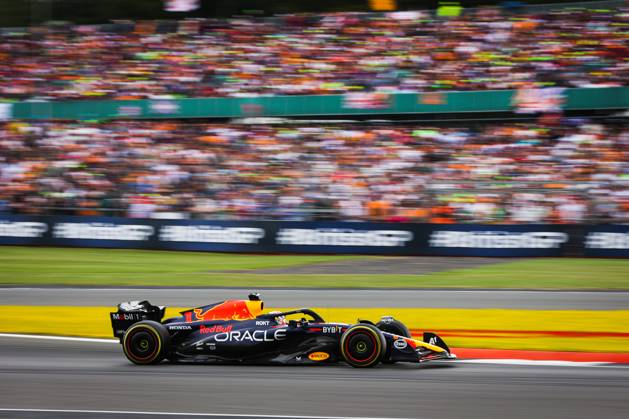 01 VERSTAPPEN Max (nld), Red Bull Racing RB19, action during the 2023 Formula 1 Aramco British Grand Prix, 10th round of the 2023 Formula One World Championship, WM, Weltmeisterschaft from July 7 to 9, 2023 on the Silverstone Circuit, in Silverstone, United Kingdom Copyright: xAntoninxVincent DPPI IPAxSportx x xIPAxSportx 0 IPA_IPA39142129