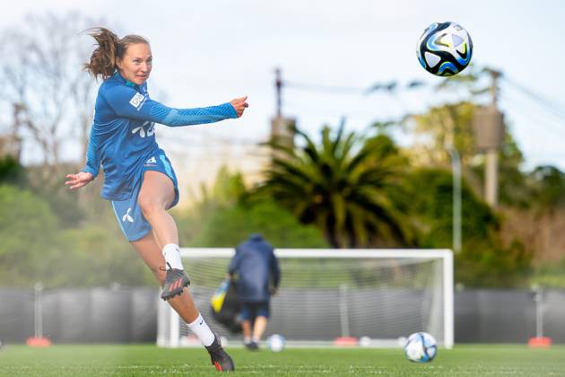 230728 Marit Bratberg Lund of the Norwegian women?s national football team at a training session during the FIFA Women s World Cup on July 28, 2023 in Auckland Photo Vegard Grott BILDBYRAN code VG VG0501 bbeng fotball fotboll fotboll norge norway a kvinner dam fotbolls vm fotboll vm kvinner världsmästerskap vm fifa womens world cup träning practice training day 9  Copyright: VEGARDxGRoTT BB230728VG026