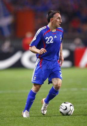 Soccer - UEFA European Championship, EM, Europameisterschaft 2008 Qualifying, Group B, France vs Scotland - Paris France s Franck Ribery during the UEFA European Championship Qualifying match, Group B, France vs Scotland at Parc des Princes in Paris, France on September 12, 2007. Sotland won 1-0. Photo Christian Liewig ABACAPRESS.COM Paris France Copyright: xLiewigxChristian ABACAx 131574_43 LiewigxChristian ABACAx 131574_43