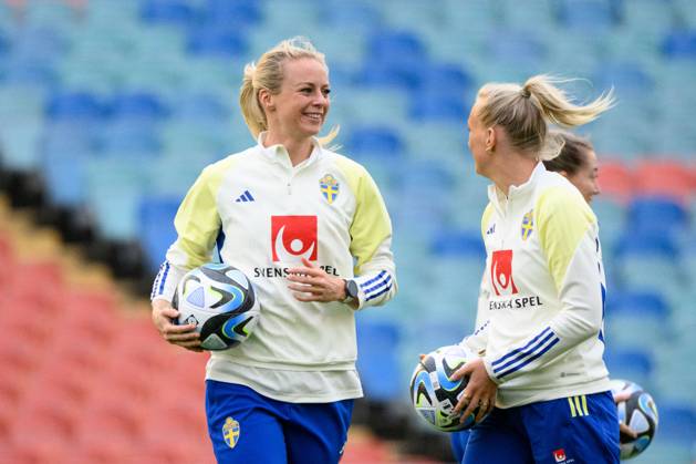 230918 Amanda Ilestedt of Sweden during a training session with the Swedish women s national football team on September 18, 2023 in Gothenburg Photo Carl Sandin BILDBYRAN code CS CS0424 fotboll football soccer fotball nations league träning practice training sverige sweden dam bbeng Copyright: CARLxSANDIN BB230918CS009