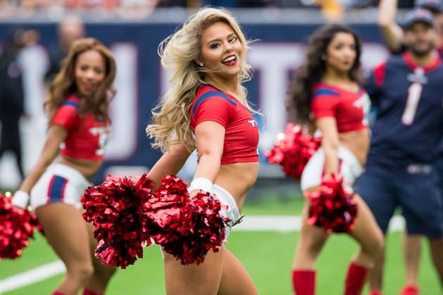 October 1, 2023: The Houston Texans cheerleaders perform during a game between the Pittsburgh Steelers and the Houston Texans in Houston, TX. .. CSM USA - ZUMAc04_ 20231001_zma_c04_225 Copyright: xTraskxSmithx