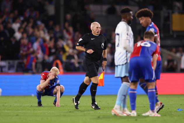 Crystal Palace gegen Nottingham Forest 07 Oktober 2023, London Premier League Fußball Crystal Palace gegen Nottingham Forest Will Hughes von Crystal Palace sieht niedergeschlagen aus Foto Jacques Feeney Abseits London UK  Copyright: xJacquesxFeeneyx xOffsidexOffside