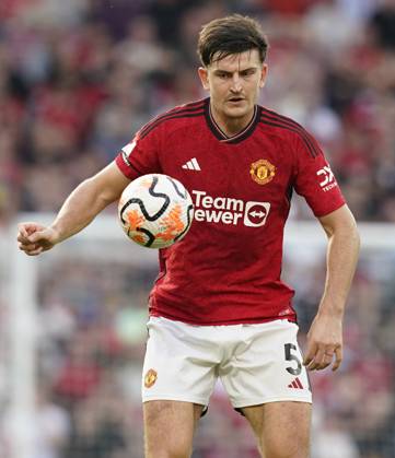 MANCHESTER, ENGLAND, 7th October 2023. Harry Maguire of Manchester United, ManU during the Premier League match at Old Trafford, MANCHESTER. Picture credit should read: Andrew Yates Sportimage EDITORIAL USE ONLY. No use with unauthorised audio, video, data, fixture lists, club league logos or live services. Online in-match use limited to 120 images, no video emulation. No use in betting, games or single club league player publications. SPI-2635-0104