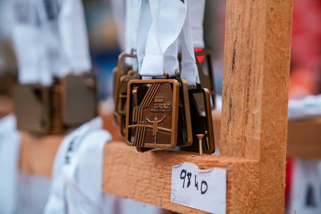 RUNNING - Graz Marathon 2023 GRAZ,AUSTRIA,08.OCT.23 - RUNNING - Graz Marathon. Image shows a medal. GEPAxpictures xJohannesxFriedl