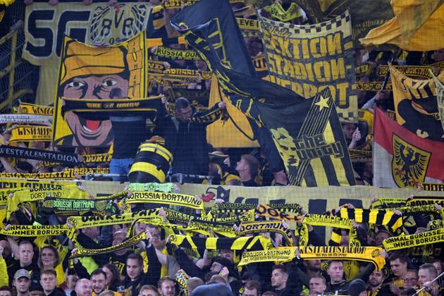 DORTMUND - Borussia Dortmund supporters during the UEFA Champions League match between Borussia Dortmund and AC Milan at Signal Iduna Park on October 4, 2023 in Dortmund, Germany. ANP Hollandse Hoogte UEFA Champions League 2023 24 2023 2024 xVIxANPxSportx xGerritxvanxKeulenxIVx 480618578 originalFilename: 480618578