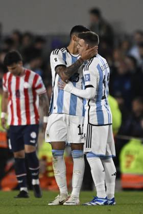BUENOS AIRES, ARGENTINA - OCTOBER 12: Cristian Romero, Ocampos during the FIFA World Cup, WM, Weltmeisterschaft, Fussball 2026 Qualifier match between Argentina and Paraguay at Estadio Mas Monumental Antonio Vespucio Liberti on October 12, 2023 in Buenos Aires, Arg Argentina v Paraguay : FIFA World Cup 2026 Qualifier match Copyright: xDiegoxHalisz SFSIx