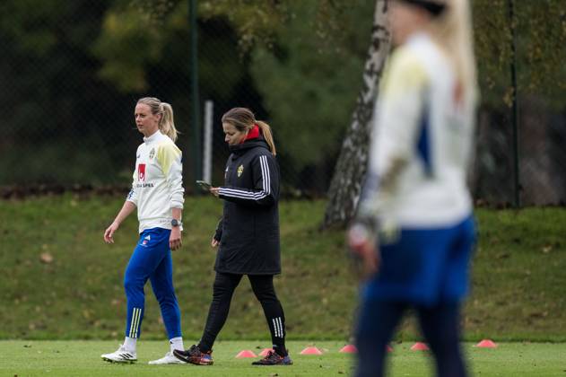 231024 Amanda Ilestedt of Sweden during a training session on October 24, 2023 in Gothenburg Photo Mathias Bergeld BILDBYRAN code MB MB0751 fotboll football soccer fotball nations league uefa womens nations league träning practice training sverige sweden dam bbeng Copyright: MATHIASxBERGELD BB231024MB040