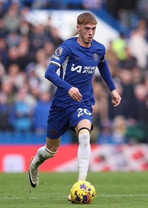 London, England, 28th October 2023. Cole Palmer of Chelsea during the Premier League match at Stamford Bridge, London. Picture credit should read: Paul Terry Sportimage EDITORIAL USE ONLY. No use with unauthorised audio, video, data, fixture lists, club league logos or live services. Online in-match use limited to 120 images, no video emulation. No use in betting, games or single club league player publications. SPI-2685-0129