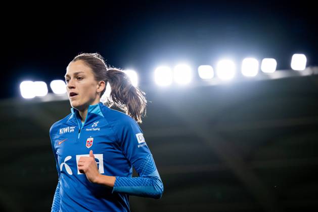 231030 Emma Stolen Godo of the Norwegian women s national football team during a training session on October 30, 2023 in Reims Photo Vegard Grott BILDBYRAN kod VG VG0549 bbeng fotboll football soccer fotball norge norway women dam nations league träning practice training trening  Copyright: VEGARDxGRoTT BB231030VG013