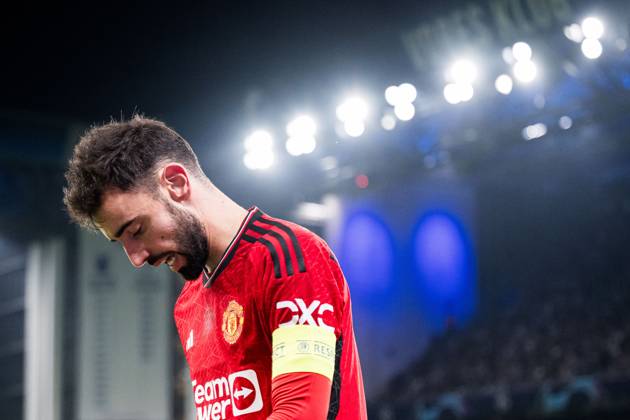 231108 Bruno Fernandes of Manchester United looks dejected during the UEFA Champions League football match between FC Copenhagen and Manchester United on November 8, 2023 in Copenhagen Photo Petter Arvidson BILDBYRAN kod PA PA0685 fotboll soccer fotball champions league fc copenhagen manchester united bbeng depp Copyright: PETTERxARVIDSON BB231108PA080