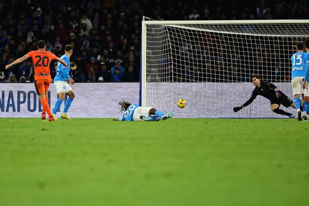Hakan Calhanoglu of FC Internazionale scores the goal of 0-1 during the Serie A football match between SSC Napoli and FC Internazionale at Diego Armando Maradona stadium in Naples (Italy), December 3rd, 2023. cesarexpurini
