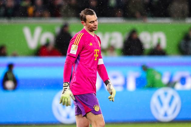Goalkeeper Manuel Neuer FC Bayern Munich,1 after the 1 2 goal 1 Soccer Bundesliga season 2023 2024 point match VfL Wolfsburg vs FC Bayern Munich in the Volkswagen Arena in Wolfsburg single picture,action,soccer,Germany,man,men,20 12 2023