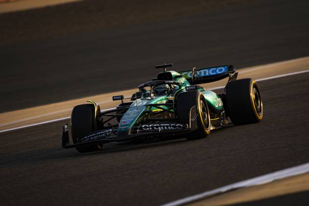 18 STROLL Lance can , Aston Martin F1 Team AMR24, action during the Formula 1 Aramco pre season testing 2024 of the 2024 FIA Formula One World Championship from February 21 to 23, 2024 on the Bahrain International Circuit, in Sakhir, Bahrain Photo Eric Alonso DPPI F1 Pre season Testing in Bahrain at Bahrain International Circuit on February 22, 2024 in Sakhir, Bahrain Photo by HOCH ZWEI Sakhir Sakhir Bahrain Bahrain