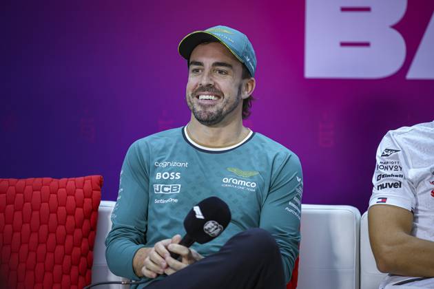 ALONSO Fernando spa , Aston Martin F1 Team AMR24, portrait, press conference during the Formula 1 Aramco pre season testing 2024 of the 2024 FIA Formula One World Championship from February 21 to 23, 2024 on the Bahrain International Circuit, in Sakhir, Bahrain Photo Eric Alonso DPPI F1 Pre season Testing in Bahrain at Bahrain International Circuit on February 22, 2024 in Sakhir, Bahrain Photo by HOCH ZWEI Sakhir Sakhir Bahrain Bahrain