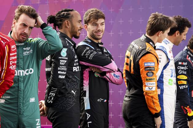 ALONSO Fernando spa , Aston Martin F1 Team AMR24, HAMILTON Lewis gbr , Mercedes AMG F1 Team W15, GASLY Pierre fra , Alpine F1 Team A524, portrait during the Formula 1 Aramco pre season testing 2024 of the 2024 FIA Formula One World Championship from February 21 to 23, 2024 on the Bahrain International Circuit, in Sakhir, Bahrain Photo Florent Gooden DPPI F1 Pre season Testing in Bahrain at Bahrain International Circuit on February 22, 2024 in Sakhir, Bahrain Photo by HOCH ZWEI Sakhir Sakhir Bahrain Bahrain