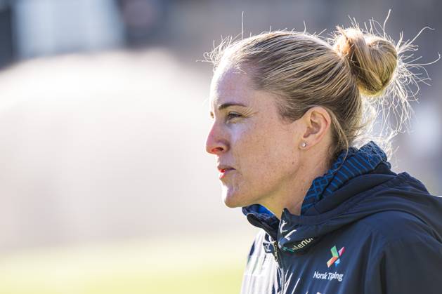 240226 Head coach Gemma Grainger of the Norwegian women s national football team during a press conference on February 26, 2024 in Stavanger Photo Marius Simensen BILDBYRAN COP 238 bbeng dam football fotboll fotboll norge norway press conference press conference soccer uefa women s nations league Copyright: MARIUSxSIMENSEN BB240226BB201