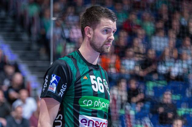 Hannes Feise TSV Hannover Burgdorf, No. 56 v l , TSV Hannover Burgdorf green against TVB Stuttgart blue on matchday 24 of the 2023 2024 season in the LIQUI MOLY Handball Bundesliga 29 02 2024, ZAG Arena Hannover, GER , Copyright: xJanxGuentherx xTSVxHannover-Burgdorfx