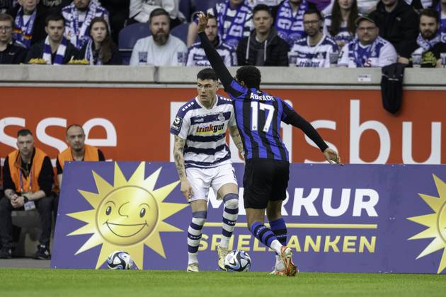 Soccer 3 Liga, Season 2023 2024, Matchday 33, MSV Duisburg SV Waldhof Mannheim on 12 04 2024 at Schauinsland Reisen Arena in Duisburg Duel between Niklas Koelle MSV Duisburg, 11 and Samuel Abifade SV Waldhof Mannheim 07, 17 Important note In accordance with the regulations of the DFL German Football League and the DFB German Football Association, it is prohibited to exploit or have exploited photographs taken in the stadium and or of the game in the form of sequential images and or video-like photo series Foto Kirchner Media TH Copyright: xKirchner-Media THx