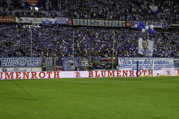 Football 3 Liga, Season 2023 2024, 33 Matchday, MSV Duisburg SV Waldhof Mannheim on 12 04 2024 in the Schauinsland Reisen Arena in Duisburg The Duisburg fans still stand behind their club and sing the club song Important note According to the regulations of the DFL German Football League or the DFB German Football Association, it is prohibited to use or have used photographs taken in the stadium and or from the match in the form of sequential images and or video-like photo series Photo Kirchner Media TH Copyright: xKirchner-Media THx