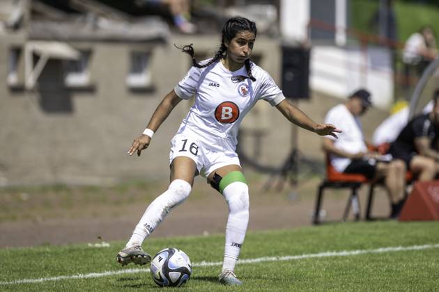 Soccer 2 Womens Bundesliga, Season 2023 2024, 24 Matchday, SG 99 Andernach 1 FFC Turbine Potsdam on 12 05 2024 at Andernach Stadium in Andernach Maya Hahn 1 FFC Turbine Potsdam, 16 on the ball Important notice According to the regulations of the DFL German Football League or the DFB German Football Association, it is prohibited to use or have used photographs taken in the stadium and or of the match in the form of sequential images and or video-like photo series Foto Kirchner Media TH Copyright: xKirchner-Media THx