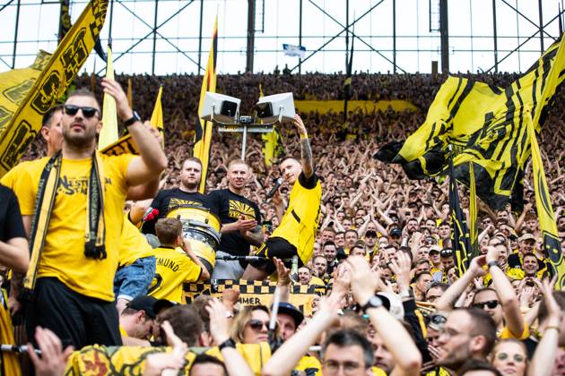 1 Soccer Bundesliga, 34 Matchday Borussia Dortmund SV Darmstadt 98 18 05 2024 Marko Reus Borussia Dortmund, 11 , after the match farewell, fan scene, fans spectator area 1 Soccer Bundesliga, 34 Matchday Borussia Dortmund SV Darmstadt 98 Signal Iduna Park, Dortmund 18 05 2024 DFL DFB regulations prohibit any use of photographs as image sequences and or quasi video Copyright: xBEAUTIFULxSPORTS Buriakovx