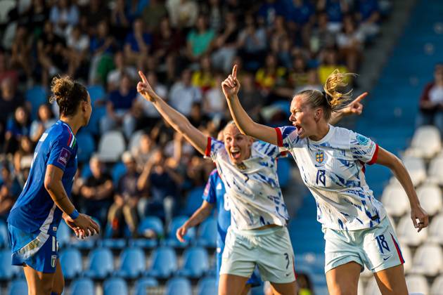 240604 Frida Maanum of Norway celebrates after scoring the 1 1 goal during the UEFA Women s Euro Qualifier football match between Italy and Norway on June 4, 2024 in Ferrara Photo Marius Simensen BILDBYRAN COP 238 bbeng dam em kvalisering em kvalifisering kvinner em kvalik football fotball italy jubel landskamp norge norway soccer uefa euro qualifier Copyright: MARIUSxSIMENSEN BB240604BB478