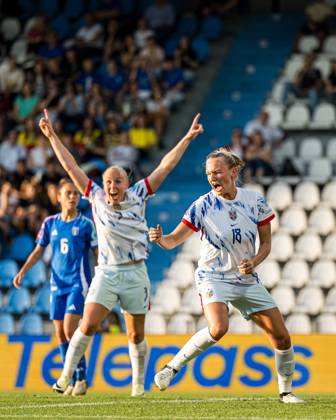 240604 Frida Maanum of Norway celebrates after scoring the 1 1 goal during the UEFA Women s Euro Qualifier football match between Italy and Norway on June 4, 2024 in Ferrara Photo Marius Simensen BILDBYRAN COP 238 bbeng dam em kvalisering em kvalifisering kvinner em kvalik football fotball italy jubel landskamp norge norway soccer uefa euro qualifier Copyright: MARIUSxSIMENSEN BB240604BB487