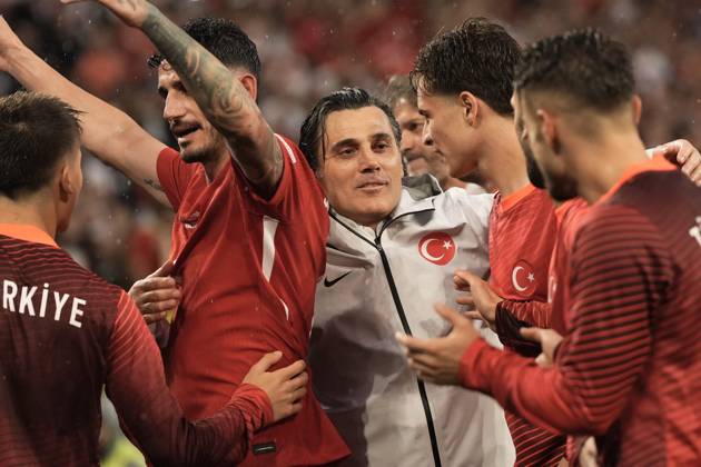 Turkey s head coach Vincenzo Montella during the Euro 2024 soccer match between Turkey and Georgia at the Signal Iduna Park, Dortmund, Germany - Friday 18, Tuesday, 2024. - Soccer .  Copyright: xFabioxFerrari LaPressex