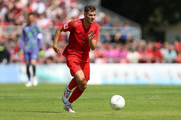 Josip Stanisic FC Bayern Munich in action, on the ball, individual action, test match, 1 FC Düren vs FC Bayern Munich, Karl Knipprath Stadion on July 28, 2024 in Juelich, Germany Photo by Oliver Kaelke DeFodi Images Josip Stanisic FC Bayern Munich controls the ball, test match, 1 FC Düren vs FC Bayern Munich, Karl Knipprath Stadion on July 28, 2024 in Juelich, Germany Photo by Oliver Kaelke DeFodi Images Defodi 678 2024 07 28 OK FCDFCB 0987 Defodi-678