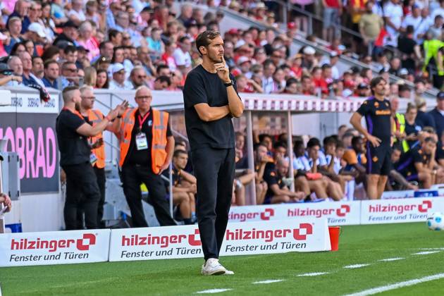 Julian Schuster SC Freiburg, Coach on the touchline GER, SC Freiburg AC Florence, Football, 2024 2025 season, Test match, 10 08 2024 GER, SC Freiburg AC Florence, Football, 2024 2025 season, Test match, 10 08 2024 Freiburg Copyright: xEibner-Pressefoto ThomasxHessx EP_THS