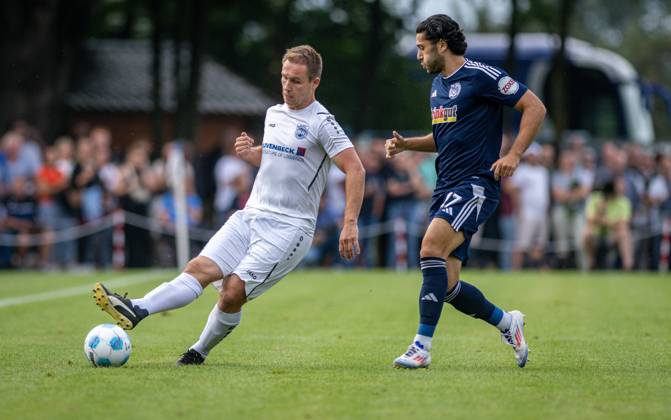 Soccer, Season 2024 2025, Niederrheinpokal 20 08 2023, 01 Round, Men, BW Dingden white vs MSV Duisburg black v l Andre Bugla BW Dingden , Mert Goeckan MSV Duisburg , Hamminkeln Sportanlage BW Dingden Nordrhein Westfalen Germany 240820_fb_bw-dingden_msv-duisburg_32304
