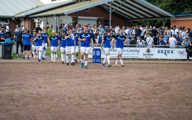 Football, Season 2024 2025, Niederrheinpokal 20 08 2023, 01 Round, Men, BW Dingden white vs MSV Duisburg black BW Dingden for Warm Up Hamminkeln Sportanlage BW Dingden Nordrhein Westfalen Germany 240820_fb_bw-dingden_msv-duisburg_32271
