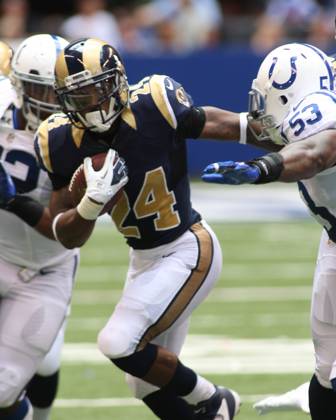 NFL, American Football Herren, USA 2012: Rams vs Colts AUG 12 August 12, 2012: St. Louis Rams running back Isaiah Pead (24) runs the ball during an NFL game between the St. Louis Rams and the Indianapolis Colts at Lucas Oil Stadium in Indianapolis, IN.(Credit Image: Pat Lovell Cal Media) Indianapolis Indiana United States EDITORIAL USE ONLY Copyright: xx ZUMA-20120812_zaf_c04_077.jpg PatxLovellx csmphoto628236