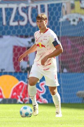 24 08 2024, xtgx, Fußball 1 Bundesliga, RB Leipzig VfL Bochum emspor, v l Willi Orban Leipzig, 4 Freisteller, Einzelbild, Ganzkoerper, single frame DFL DFB REGULATIONS PROHIBIT ANY USE OF PHOTOGRAPHS as IMAGE SEQUENCES and or QUASI VIDEO Leipzig