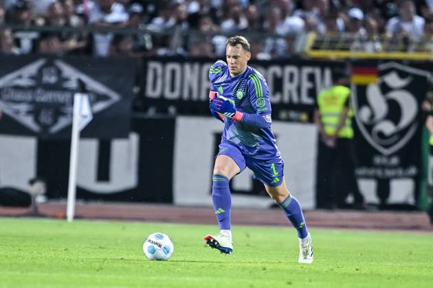 Goalkeeper Manuel Neuer FC Bayern Muenchen in action, on the ball, single action during the DFB Pokal First Round match between SSV Ulm 1846 Fussball and FC Bayern Muenchen at Donaustadion on August 16, 2024 in Ulm, Germany Photo by Harry Langer DeFodi Images Goalkeeper Manuel Neuer FC Bayern Muenchen controls the Ball during the DFB Pokal First Round match between SSV Ulm 1846 Fussball and FC Bayern Muenchen at Donaustadion on August 16, 2024 in Ulm, Germany Photo by Harry Langer DeFodi Images DFB DFL REGULATIONS PROHIBIT ANY USE OF PHOTOGRAPHS AS IMAGE SEQUENCES AND OR QUASI VIDEO Photo by Harry Langer DeFodi Images DFB DFL REGULATIONS PROHIBIT ANY USE OF PHOTOGRAPHS AS IMAGE SEQUENCES AND OR QUASI VIDEO Defodi 541 SSVFCB240816 202 Defodi-541 DFB DFL REGULATIONS PROHIBIT ANY USE OF PHOTOGRAPHS AS IMAGE SEQUENCES AND OR QUASI-VIDEO.