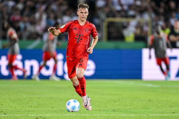 Joshua Kimmich FC Bayern Muenchen in action, on the ball, single action during the DFB Pokal First Round match between SSV Ulm 1846 Fussball and FC Bayern Muenchen at Donaustadion on August 16, 2024 in Ulm, Germany Photo by Harry Langer DeFodi Images Joshua Kimmich FC Bayern Muenchen controls the Ball during the DFB Pokal First Round match between SSV Ulm 1846 Fussball and FC Bayern Muenchen at Donaustadion on August 16, 2024 in Ulm, Germany Photo by Harry Langer DeFodi Images DFB DFL REGULATIONS PROHIBIT ANY USE OF PHOTOGRAPHS AS IMAGE SEQUENCES AND OR QUASI VIDEO Photo by Harry Langer DeFodi Images DFB DFL REGULATIONS PROHIBIT ANY USE OF PHOTOGRAPHS AS IMAGE SEQUENCES AND OR QUASI VIDEO Defodi 541 SSVFCB240816 261 Defodi-541 DFB DFL REGULATIONS PROHIBIT ANY USE OF PHOTOGRAPHS AS IMAGE SEQUENCES AND OR QUASI-VIDEO.