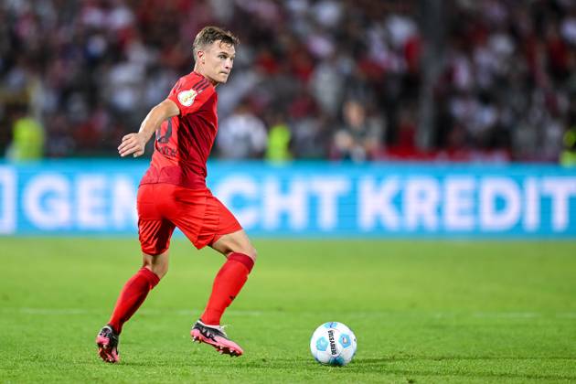 Joshua Kimmich FC Bayern Muenchen in action, on the ball, single action during the DFB Pokal First Round match between SSV Ulm 1846 Fussball and FC Bayern Muenchen at Donaustadion on August 16, 2024 in Ulm, Germany Photo by Harry Langer DeFodi Images Joshua Kimmich FC Bayern Muenchen controls the Ball during the DFB Pokal First Round match between SSV Ulm 1846 Fussball and FC Bayern Muenchen at Donaustadion on August 16, 2024 in Ulm, Germany Photo by Harry Langer DeFodi Images DFB DFL REGULATIONS PROHIBIT ANY USE OF PHOTOGRAPHS AS IMAGE SEQUENCES AND OR QUASI VIDEO Photo by Harry Langer DeFodi Images DFB DFL REGULATIONS PROHIBIT ANY USE OF PHOTOGRAPHS AS IMAGE SEQUENCES AND OR QUASI VIDEO Defodi 541 SSVFCB240816 379 Defodi-541 DFB DFL REGULATIONS PROHIBIT ANY USE OF PHOTOGRAPHS AS IMAGE SEQUENCES AND OR QUASI-VIDEO.