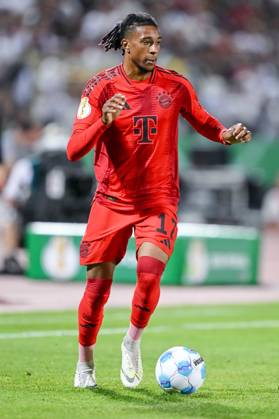 Michael Olise FC Bayern Muenchen in action, on the ball, single action during the DFB Pokal First Round match between SSV Ulm 1846 Fussball and FC Bayern Muenchen at Donaustadion on August 16, 2024 in Ulm, Germany Photo by Harry Langer DeFodi Images Michael Olise FC Bayern Muenchen controls the Ball during the DFB Pokal First Round match between SSV Ulm 1846 Fussball and FC Bayern Muenchen at Donaustadion on August 16, 2024 in Ulm, Germany Photo by Harry Langer DeFodi Images DFB DFL REGULATIONS PROHIBIT ANY USE OF PHOTOGRAPHS AS IMAGE SEQUENCES AND OR QUASI VIDEO Photo by Harry Langer DeFodi Images DFB DFL REGULATIONS PROHIBIT ANY USE OF PHOTOGRAPHS AS IMAGE SEQUENCES AND OR QUASI VIDEO Defodi 541 SSVFCB240816 416 Defodi-541 DFB DFL REGULATIONS PROHIBIT ANY USE OF PHOTOGRAPHS AS IMAGE SEQUENCES AND OR QUASI-VIDEO.