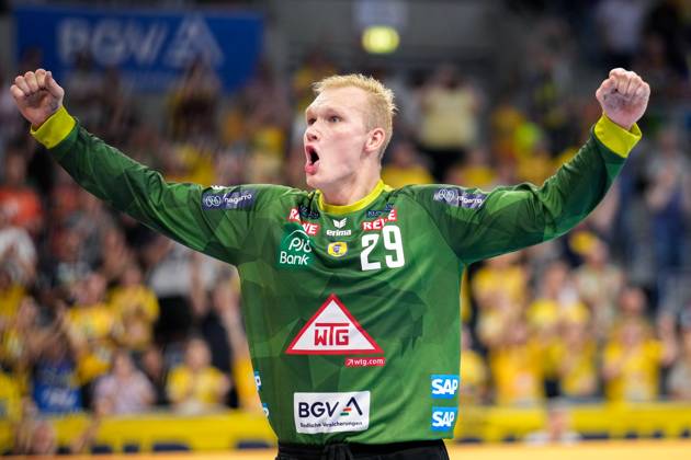 David Späth goalkeeper, RNL, 29 , Rhein Neckar Löwen player, single image, single photo, action, jubilation, jubilant, celebration, joy, rejoice, rejoicing, confident, optimistic, positive, game scene, action, 05 09 2024, Mannheim Germany , Handball, Bundesliga, Rhein Neckar Löwen THW Kiel xozx